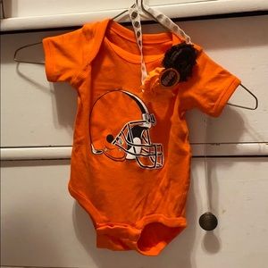 0-3 month Cleveland Browns Onesie and Bow